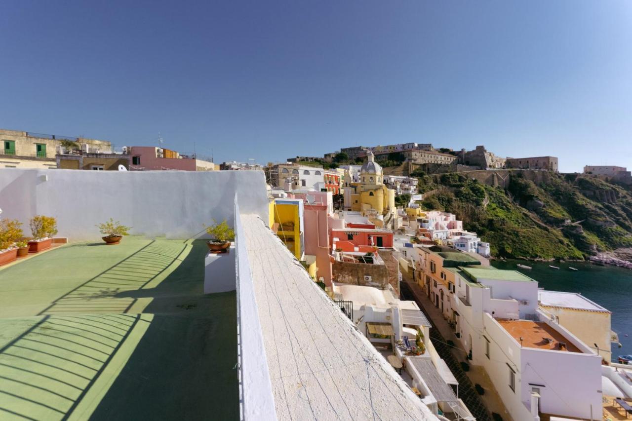 Torretta Corricella- Punta Serra Procida Esterno foto