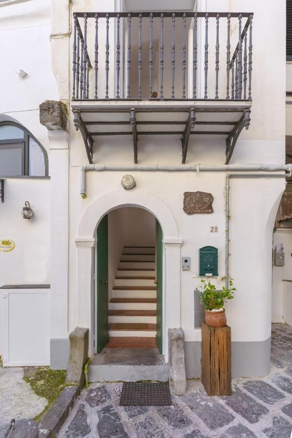 Torretta Corricella- Punta Serra Procida Esterno foto